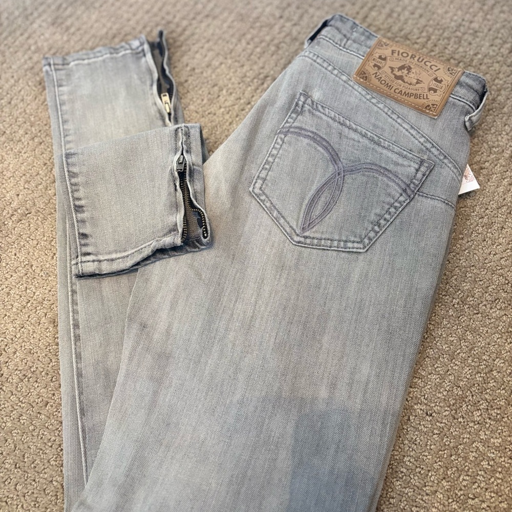 Fiorucci Naomi Campbell Grey Low Waist Skinny Women's Jeans 26 zip at ankles